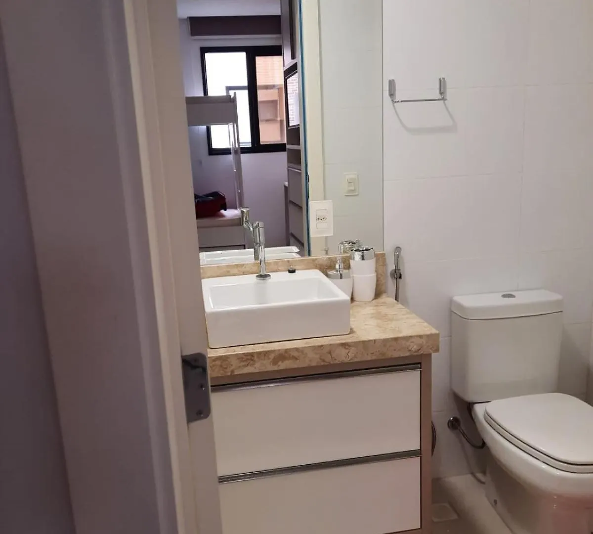 Apartamento Ate 6 Pessoas - 900M Praia - 2 Garagens Balneario Camboriu Daire